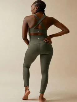 Boob Deign - workout egginit, eaweed