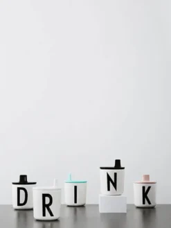 DESIGN LETTERS nokka / kansi mukiin - rosa