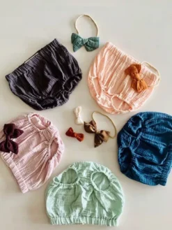 Gipsy Parrot Bloomers – Pehmeät Harsohousut Tytövauvalle, Aprikoosi