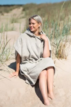 Luin Living Ponchopyyhe, 4 eri kokoa, Sand