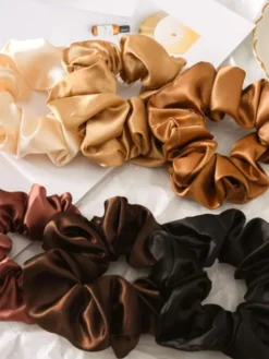Scrunchie satiinihiusdonitsi