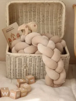 Velvet Palmikko reunasuoja pinnasänkyyn ja juniorisänkyyn - Beige