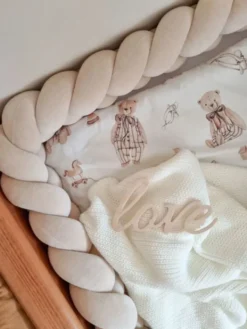Velvet Palmikko reunasuoja pinnasänkyyn ja juniorisänkyyn - Beige